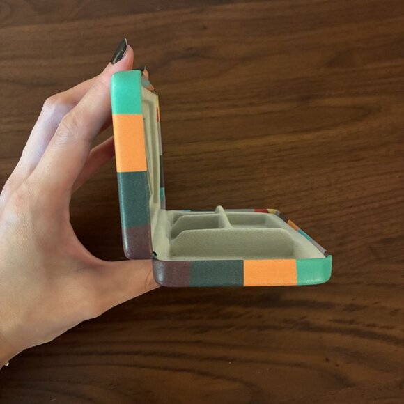 Pre-owned Kikkerland Multi-Colored Plaid Portable Travel Jewelry Case - Picture 4 of 8